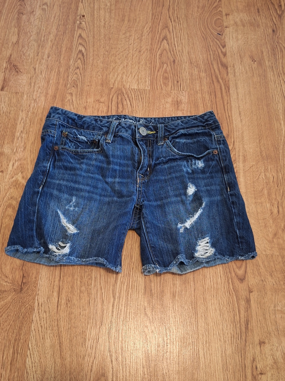 American EAGLE SZ 0 Distressed Dark Blue Denim Shorts